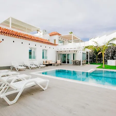 Royal New Private Amazing Pool! Semesterbostad Costa Adeje (Tenerife)